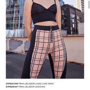 PE Nation Trail Blaze Leggings - 2021 Collection